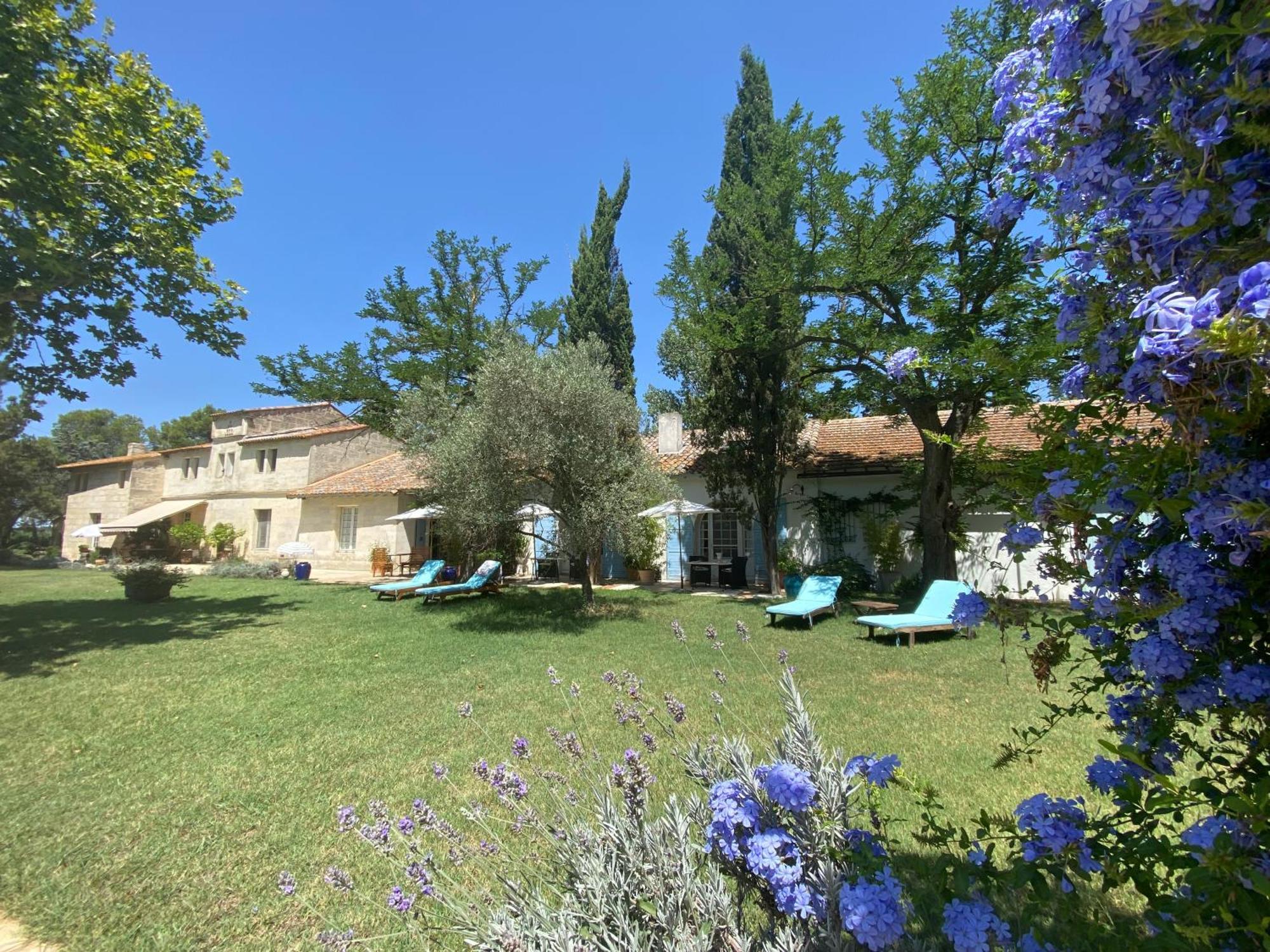 Mas Antonine Cigalle Arles Exteriör bild