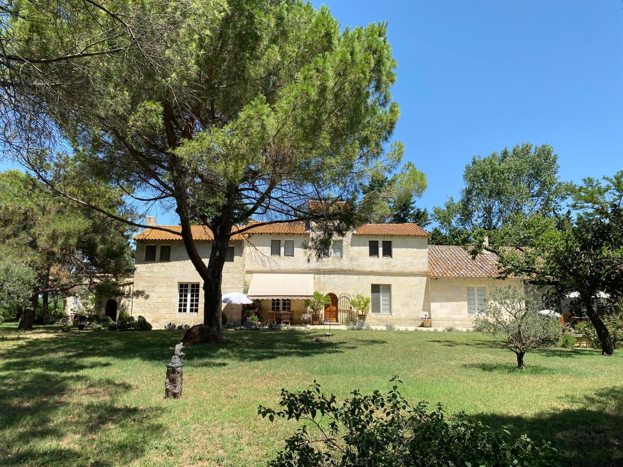 Mas Antonine Cigalle Arles Exteriör bild